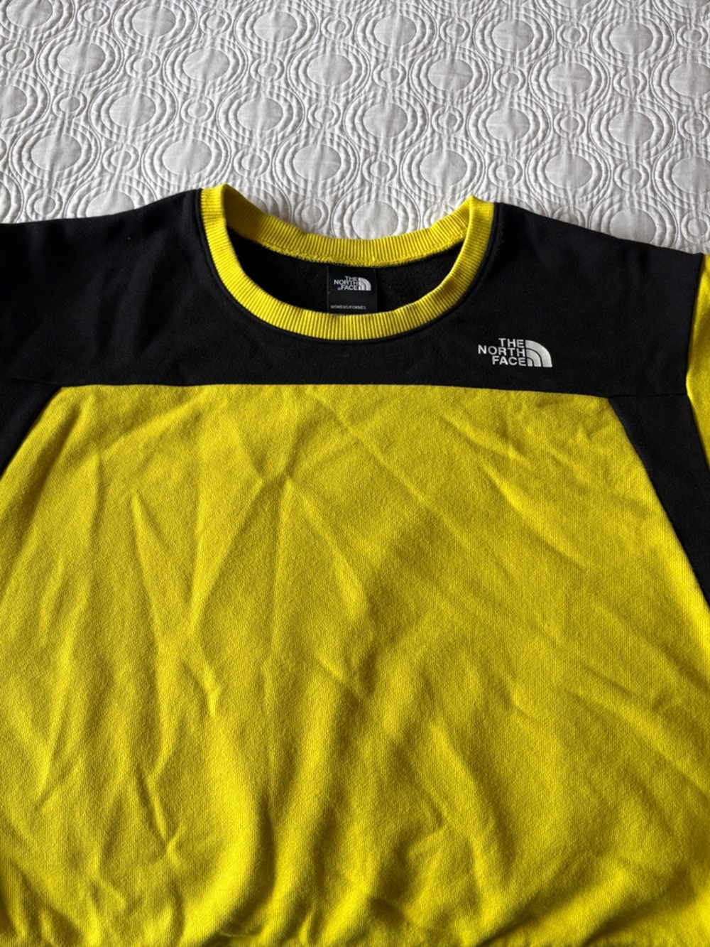 The North Face Yellow and Black Colorblock Short-Sleeve Crew size Small